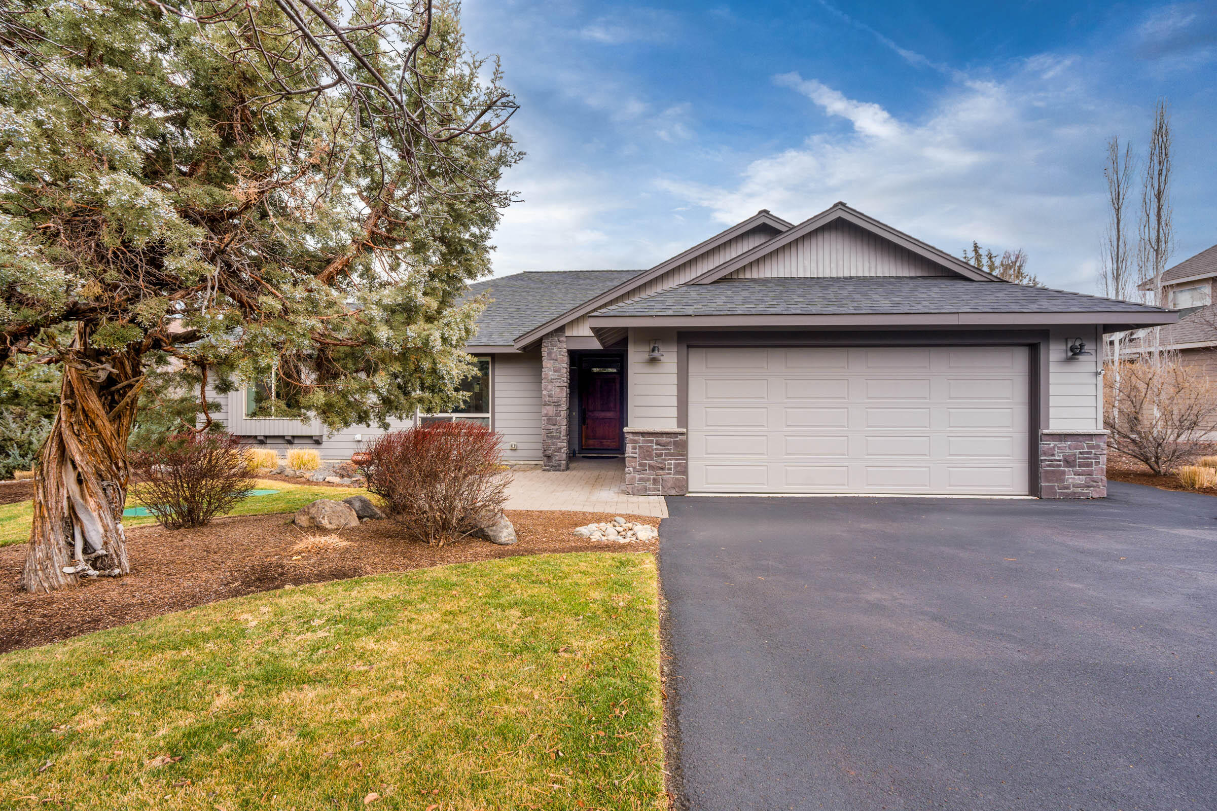 10064 Juniper Glen Circle