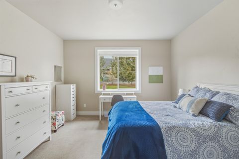 Tiny photo for 10064 Juniper Glen Circle, Redmond, OR 97756 (MLS # 220212456)