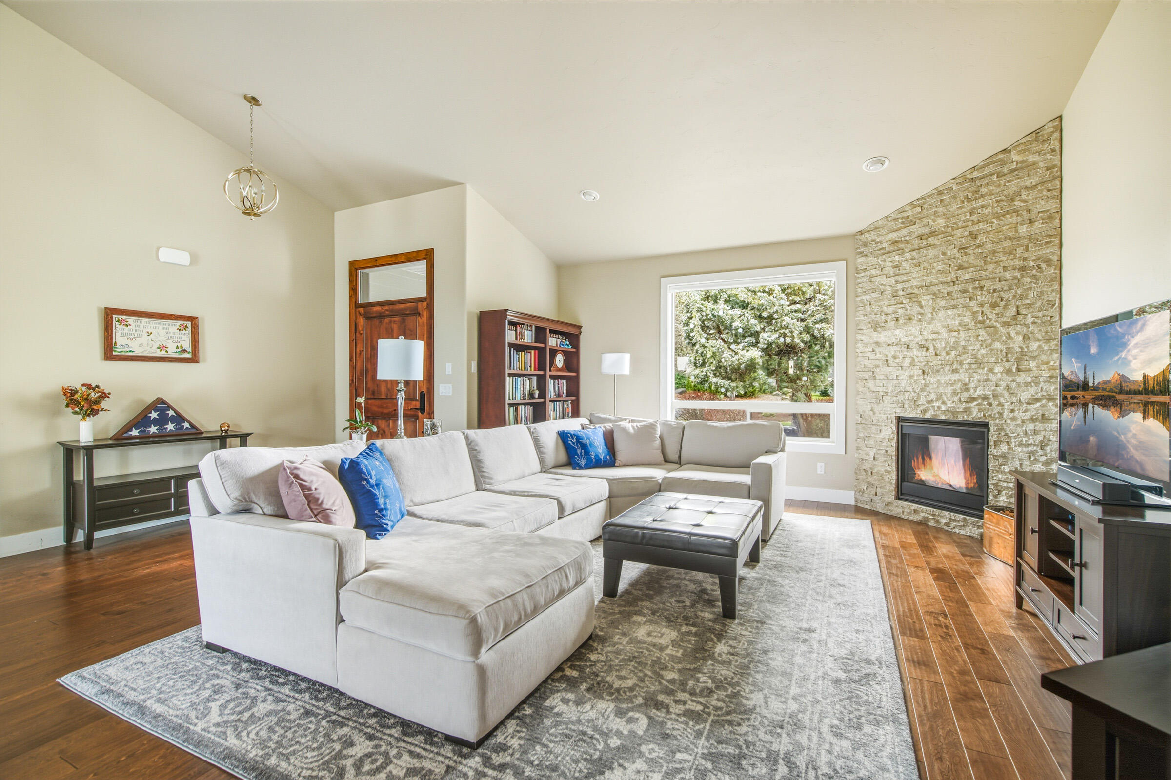 Eagle Crest - Residential