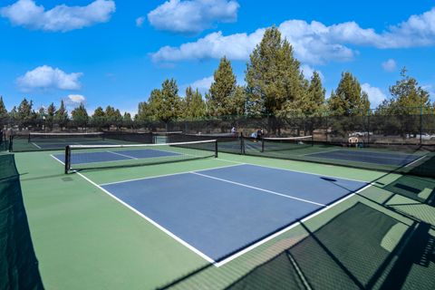 Tiny photo for 10064 Juniper Glen Circle, Redmond, OR 97756 (MLS # 220212456)