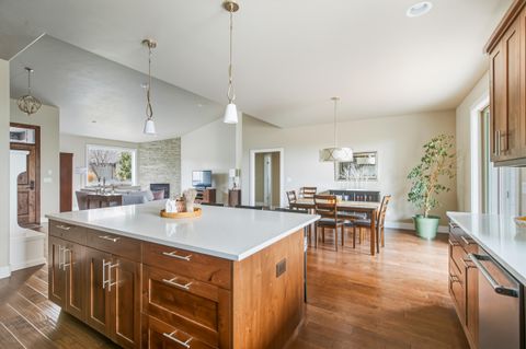 Tiny photo for 10064 Juniper Glen Circle, Redmond, OR 97756 (MLS # 220212456)