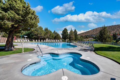 Tiny photo for 10064 Juniper Glen Circle, Redmond, OR 97756 (MLS # 220212456)