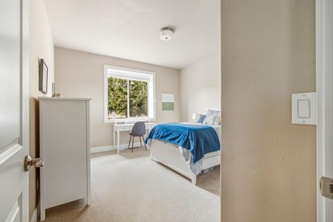 Tiny photo for 10064 Juniper Glen Circle, Redmond, OR 97756 (MLS # 220212456)