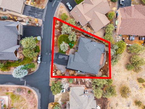 Tiny photo for 10064 Juniper Glen Circle, Redmond, OR 97756 (MLS # 220212456)