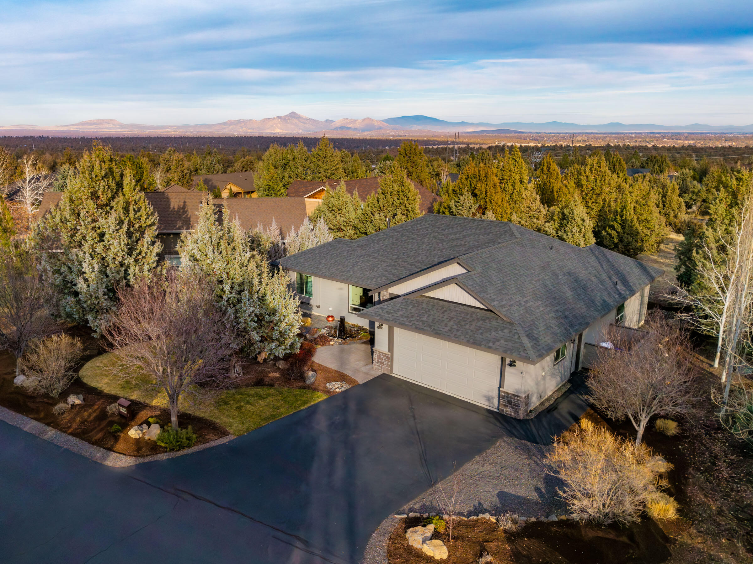 10064 Juniper Glen Circle