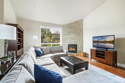 Tiny photo for 10064 Juniper Glen Circle, Redmond, OR 97756 (MLS # 220212456)