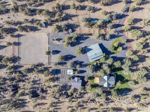 Tiny photo for 18495 Crawford Trail, Sisters, OR 97759 (MLS # 220224144)