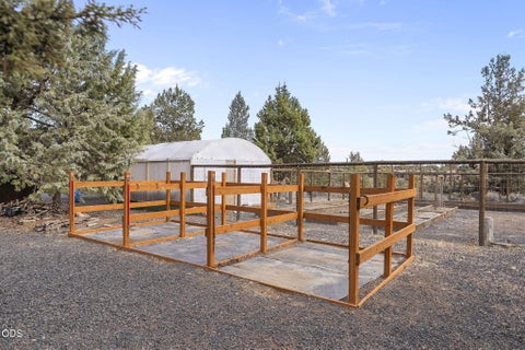 Tiny photo for 18495 Crawford Trail, Sisters, OR 97759 (MLS # 220224144)