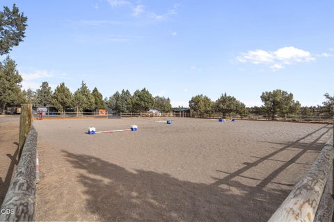 Tiny photo for 18495 Crawford Trail, Sisters, OR 97759 (MLS # 220224144)