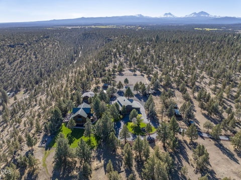 Tiny photo for 18495 Crawford Trail, Sisters, OR 97759 (MLS # 220224144)