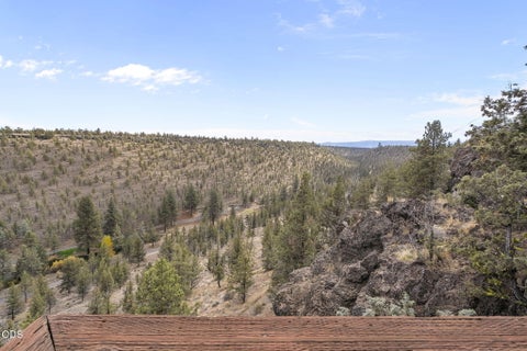 Tiny photo for 18495 Crawford Trail, Sisters, OR 97759 (MLS # 220224144)