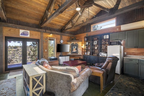 Tiny photo for 18495 Crawford Trail, Sisters, OR 97759 (MLS # 220224144)