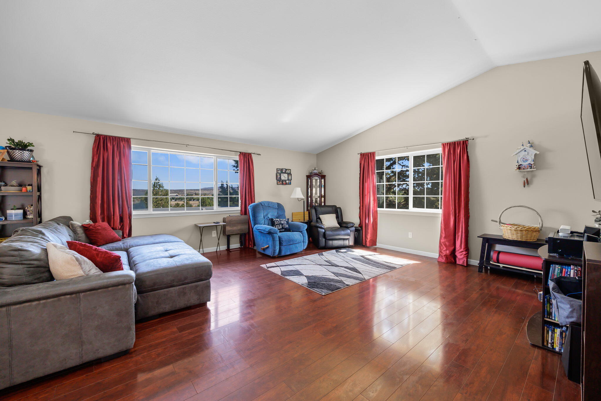 Juniper Crest - Residential