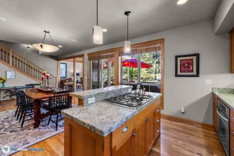 Tiny photo for 57163 Fremont Drive #13, Sunriver, OR 97707 (MLS # 220225150)