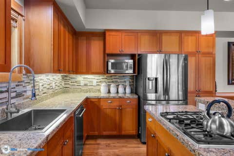 Tiny photo for 57163 Fremont Drive #13, Sunriver, OR 97707 (MLS # 220225150)