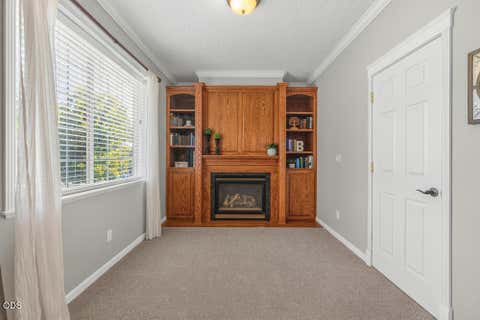 Tiny photo for 4081 Collier Lane, Klamath Falls, OR 97603 (MLS # 220226608)