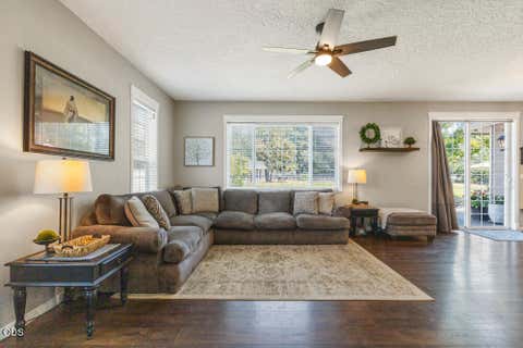 Tiny photo for 4081 Collier Lane, Klamath Falls, OR 97603 (MLS # 220226608)