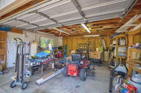 Tiny photo for 627 Carriage Road, Grants Pass, OR 97526 (MLS # 220214799)