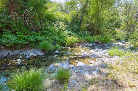 Tiny photo for 627 Carriage Road, Grants Pass, OR 97526 (MLS # 220214799)