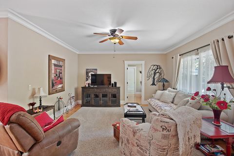 Tiny photo for 627 Carriage Road, Grants Pass, OR 97526 (MLS # 220214799)