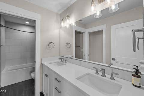 Tiny photo for 1087 N Lavender Lane, Sisters, OR 97759 (MLS # 220224381)