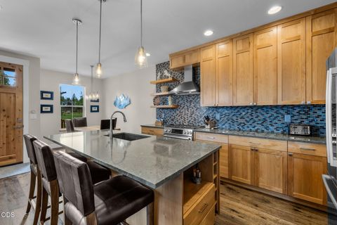 Tiny photo for 1087 N Lavender Lane, Sisters, OR 97759 (MLS # 220224381)