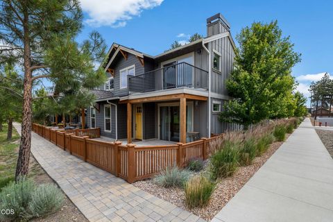 Tiny photo for 1087 N Lavender Lane, Sisters, OR 97759 (MLS # 220224381)