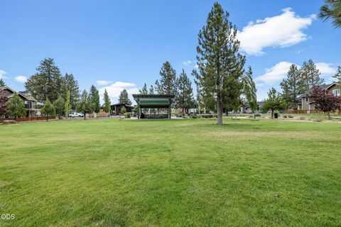 Tiny photo for 1087 N Lavender Lane, Sisters, OR 97759 (MLS # 220224381)