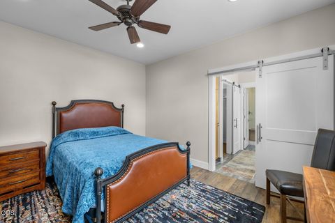 Tiny photo for 1087 N Lavender Lane, Sisters, OR 97759 (MLS # 220224381)