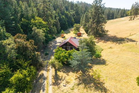 Tiny photo for 7484 Sterling Creek Road, Jacksonville, OR 97530 (MLS # 220219807)