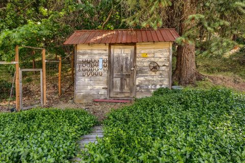 Tiny photo for 7484 Sterling Creek Road, Jacksonville, OR 97530 (MLS # 220219807)