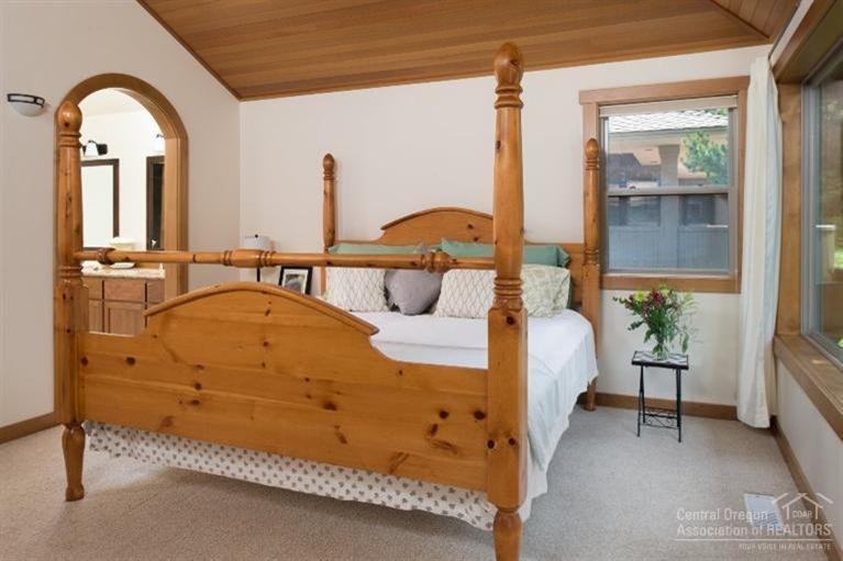 Fairway Crest Village - Residential