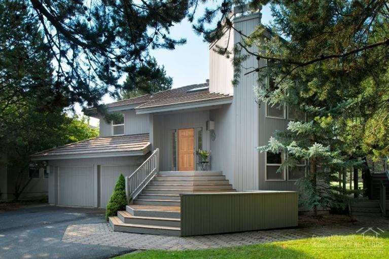 Fairway Crest Village - Residential