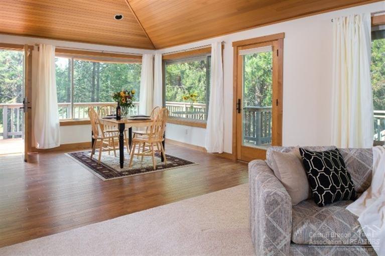 Fairway Crest Village - Residential
