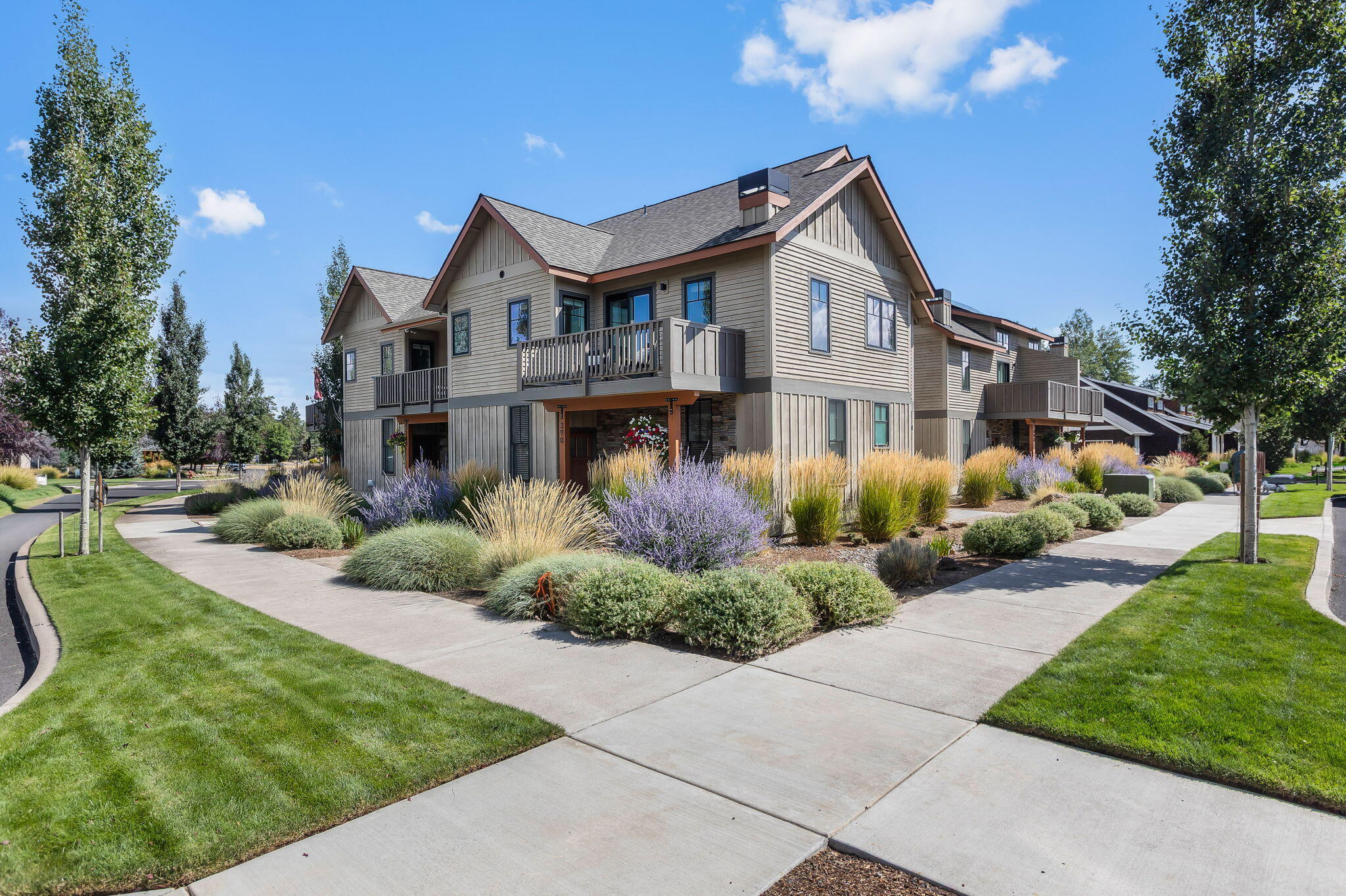 Peaks@Pine Meadow - Residential