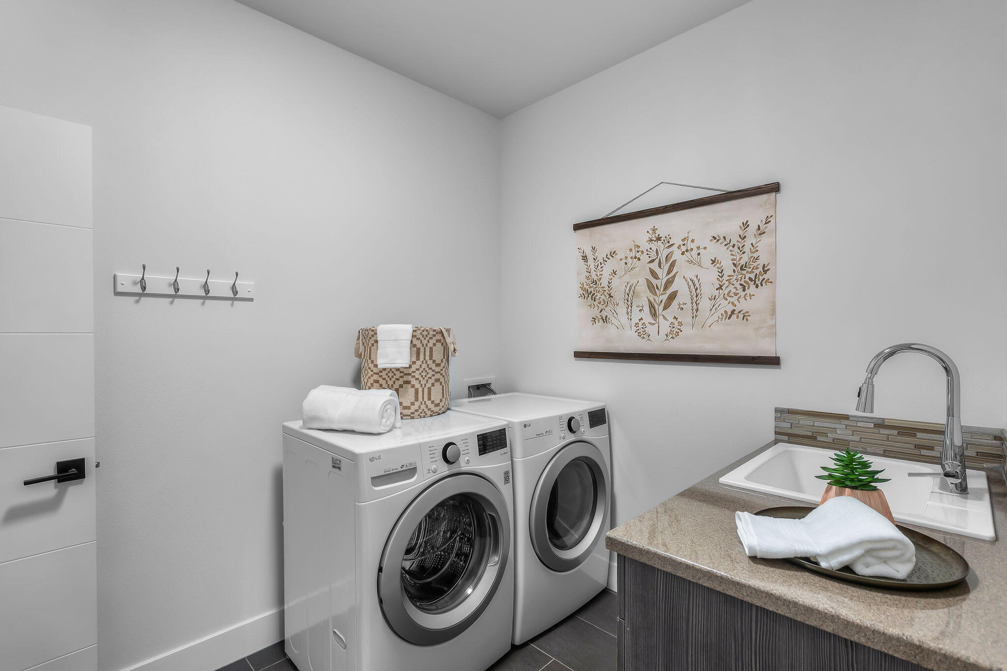 Peaks@Pine Meadow - Residential