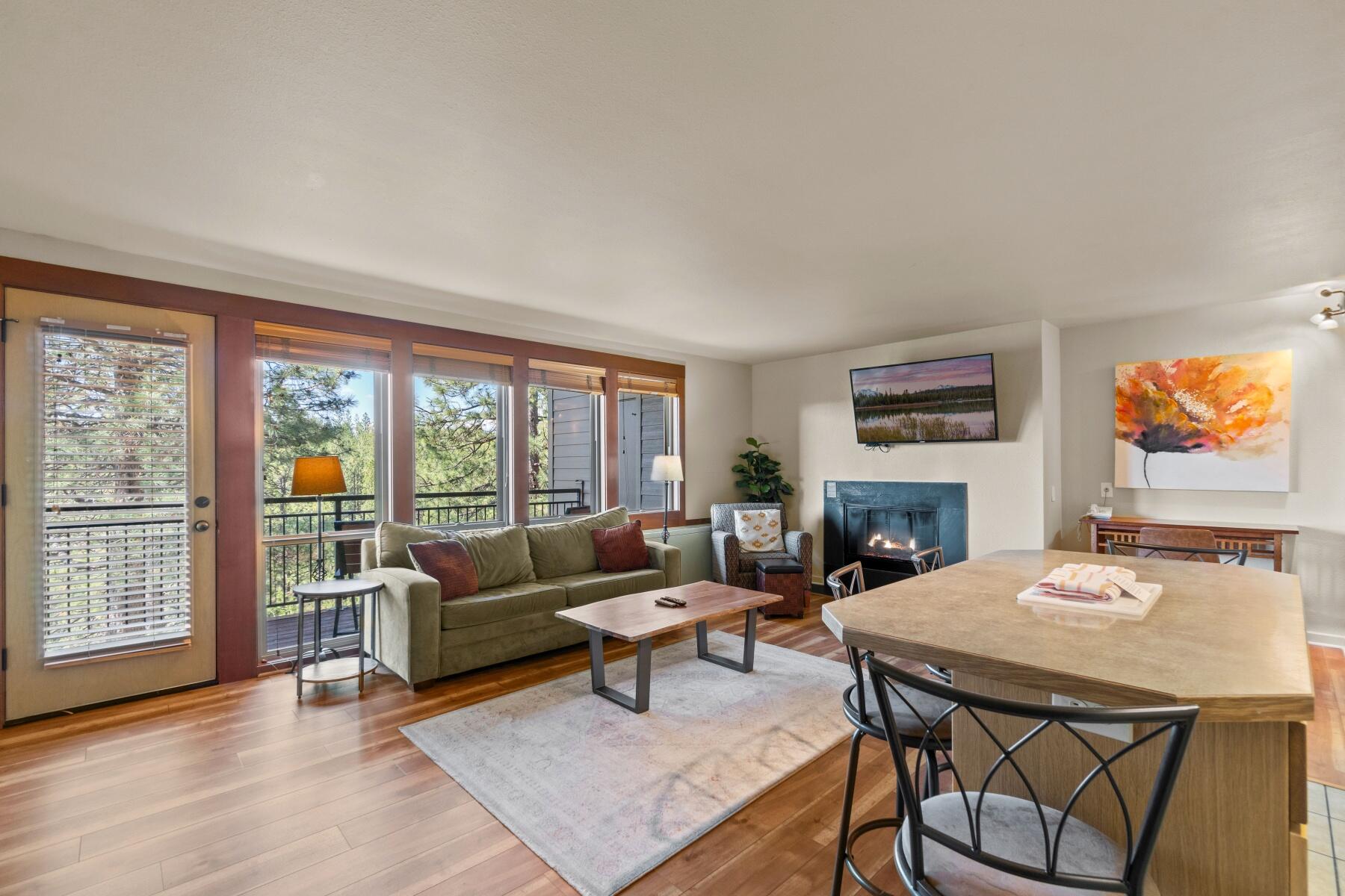 Inn Of The 7th - Residential