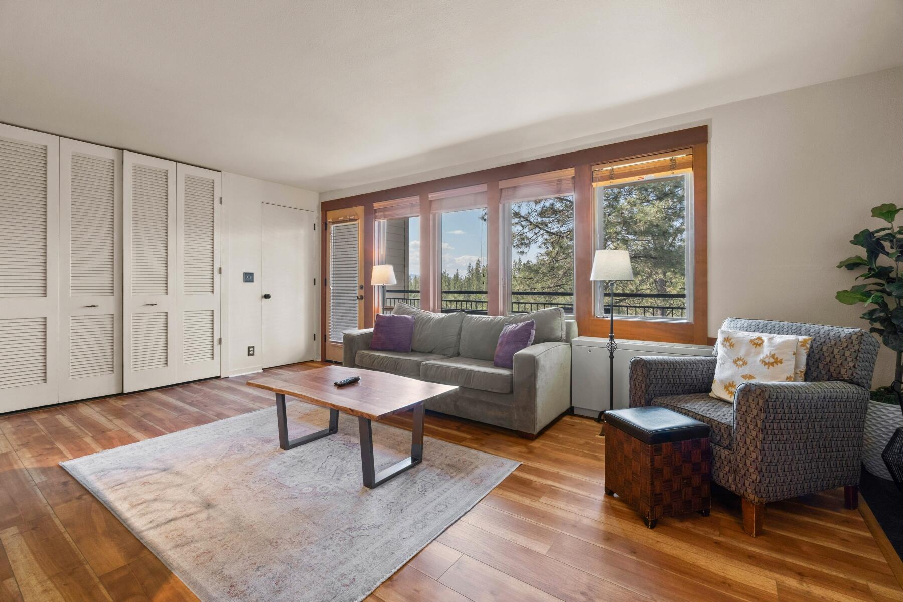 Inn Of The 7th - Residential