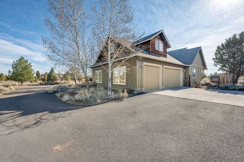 Tiny photo for 6720 NW Larch Drive, Redmond, OR 97756 (MLS # 220217718)