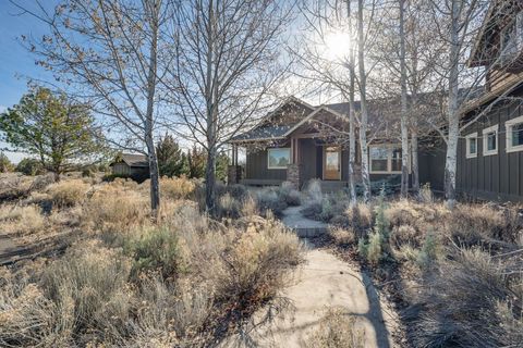 Tiny photo for 6720 NW Larch Drive, Redmond, OR 97756 (MLS # 220217718)