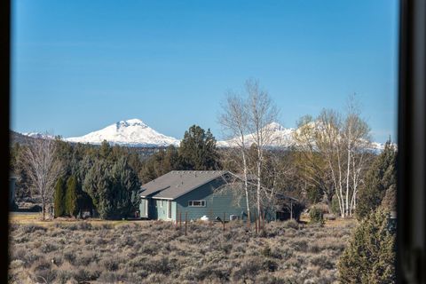 Tiny photo for 6720 NW Larch Drive, Redmond, OR 97756 (MLS # 220217718)