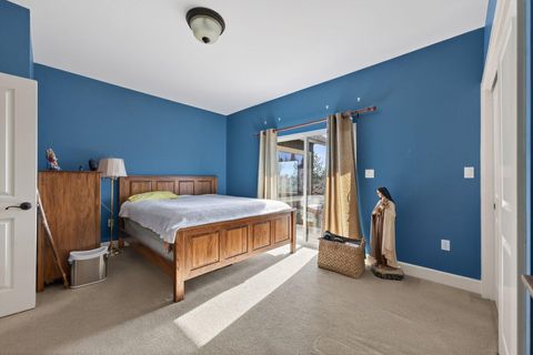 Tiny photo for 6720 NW Larch Drive, Redmond, OR 97756 (MLS # 220217718)