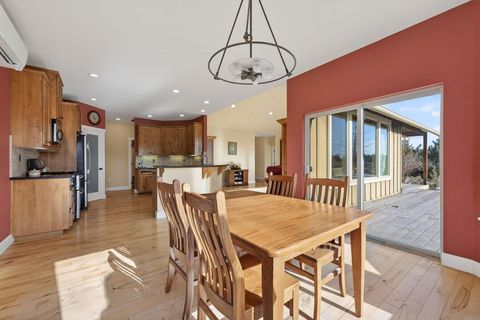 Tiny photo for 6720 NW Larch Drive, Redmond, OR 97756 (MLS # 220217718)