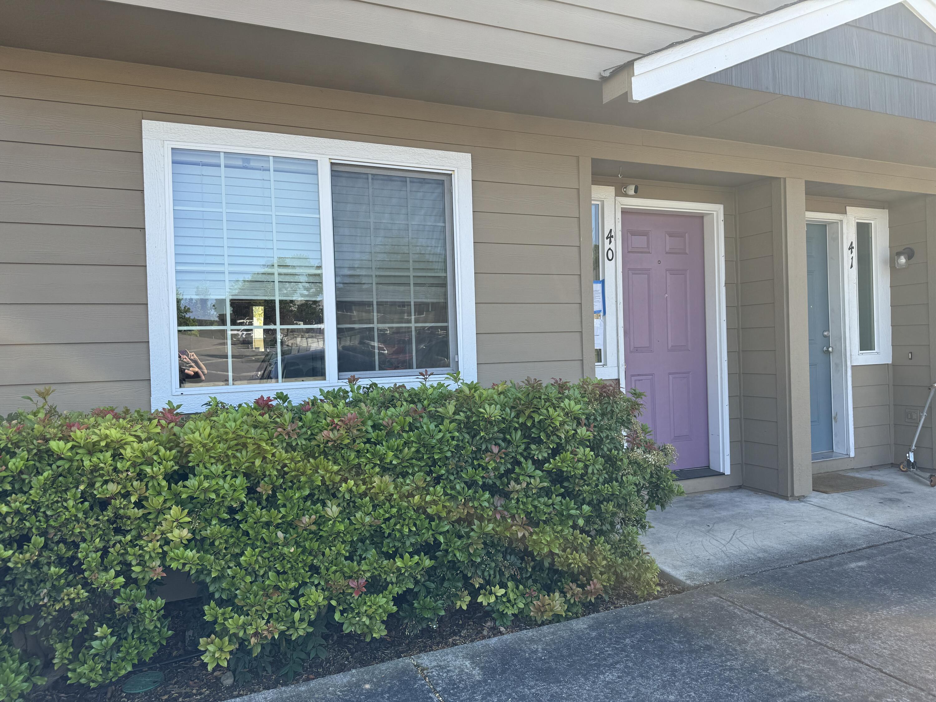 Townhomes At Oak Court Phases 1, 2, 3And 4 - Residential