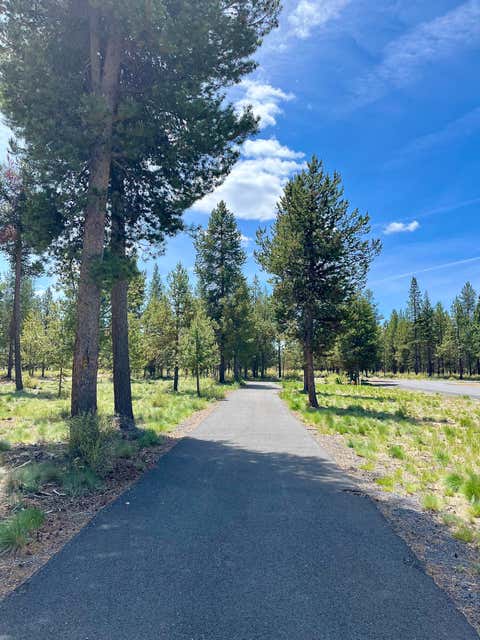 Tiny photo for 51925 Campfire Drive, La Pine, OR 97739 (MLS # 220222221)