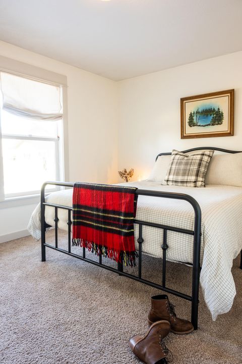 Tiny photo for 21360 Keyte Road, Bend, OR 97701 (MLS # 220222705)