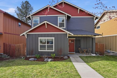 62763 Hawkview Road Bend OR 97701