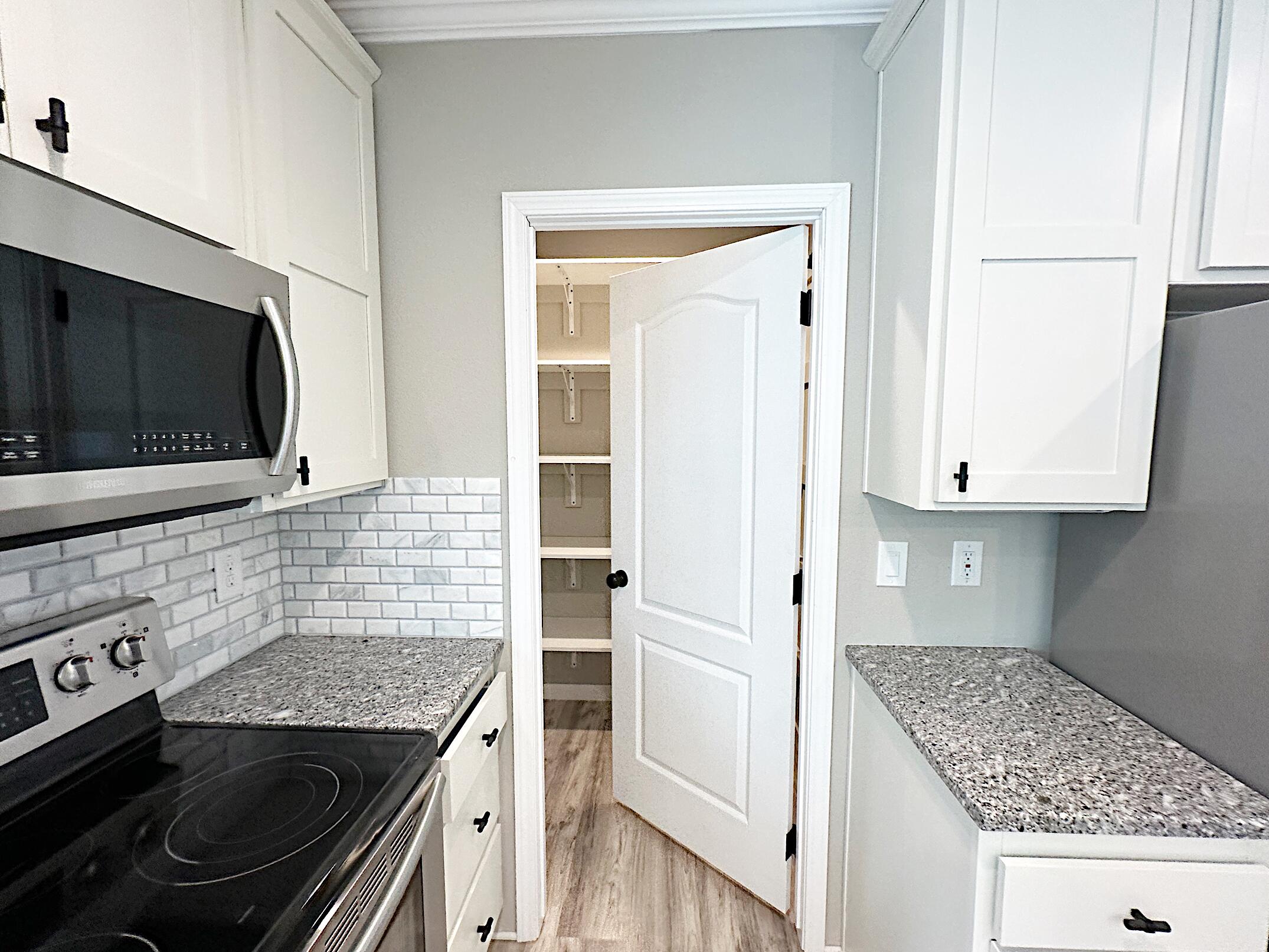 Romaine Village - Residential