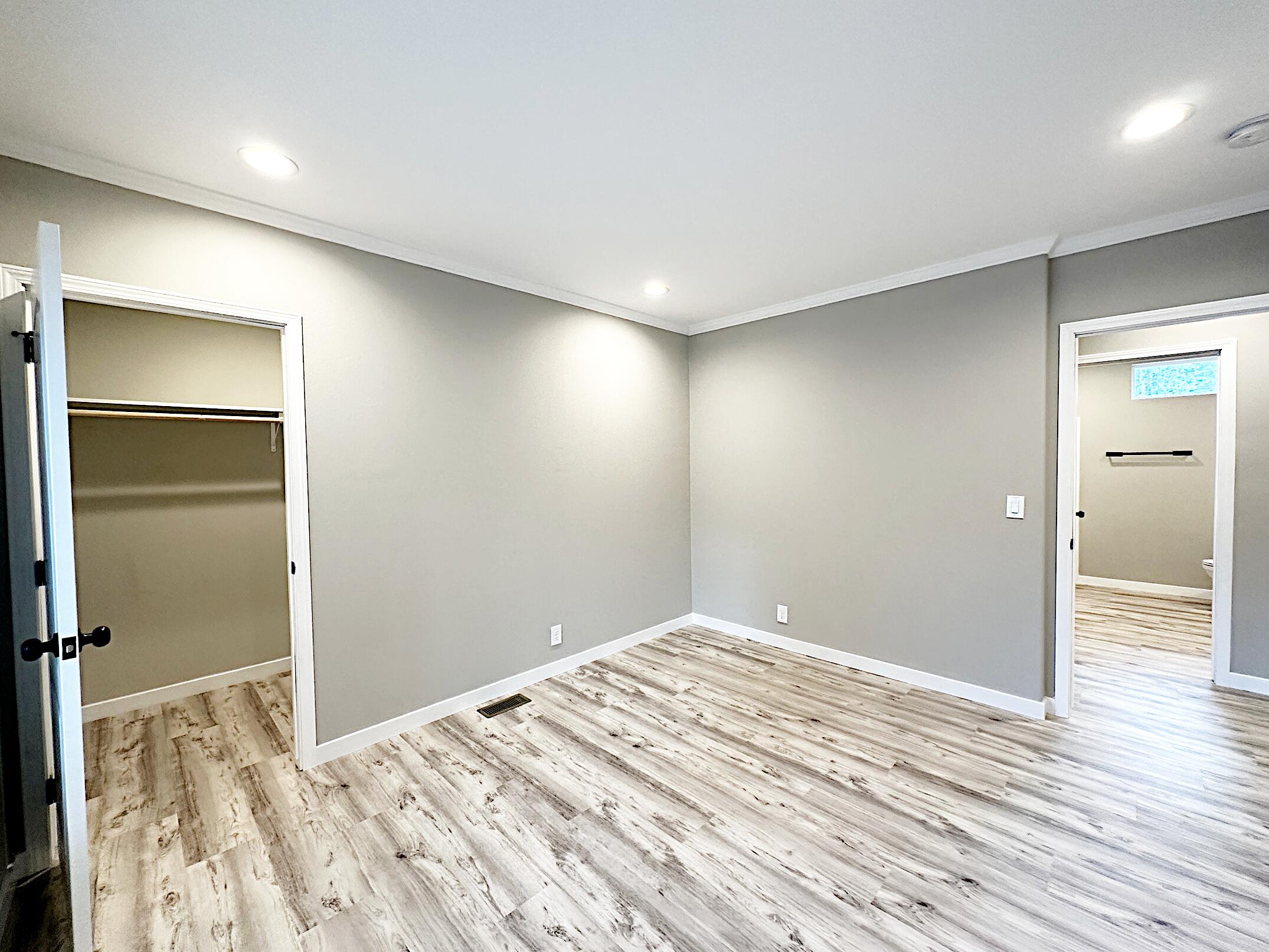 Romaine Village - Residential