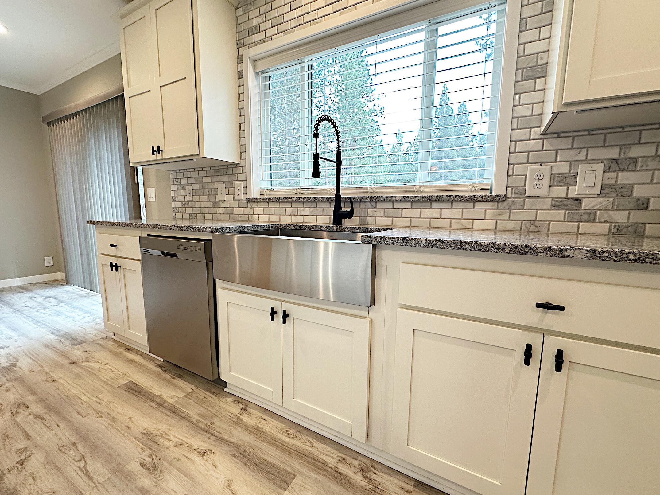 Romaine Village - Residential